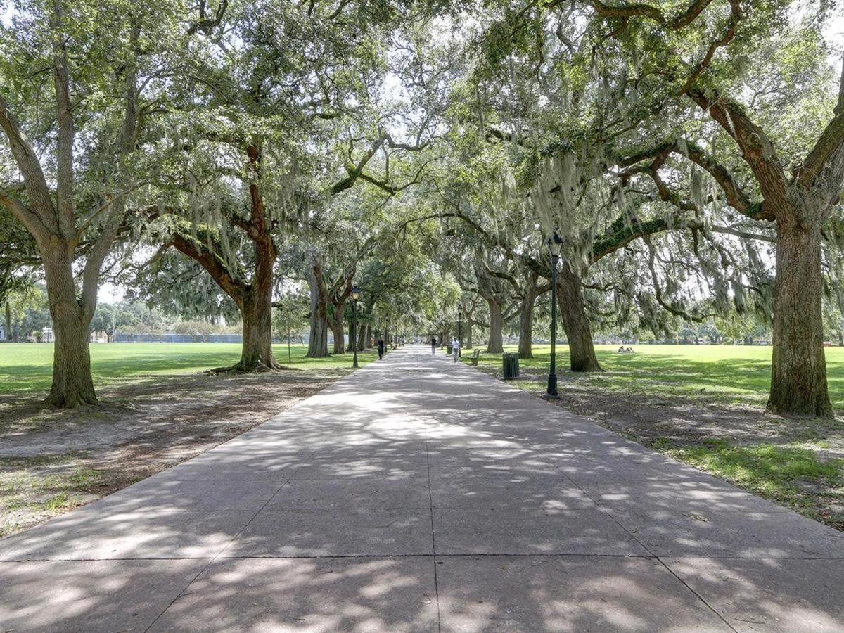 Spanish Moss Inn سافانا المظهر الخارجي الصورة